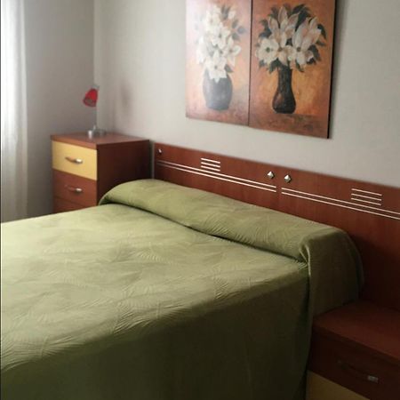 קדיז Apartamento Balneario Playa Caleta מראה חיצוני תמונה