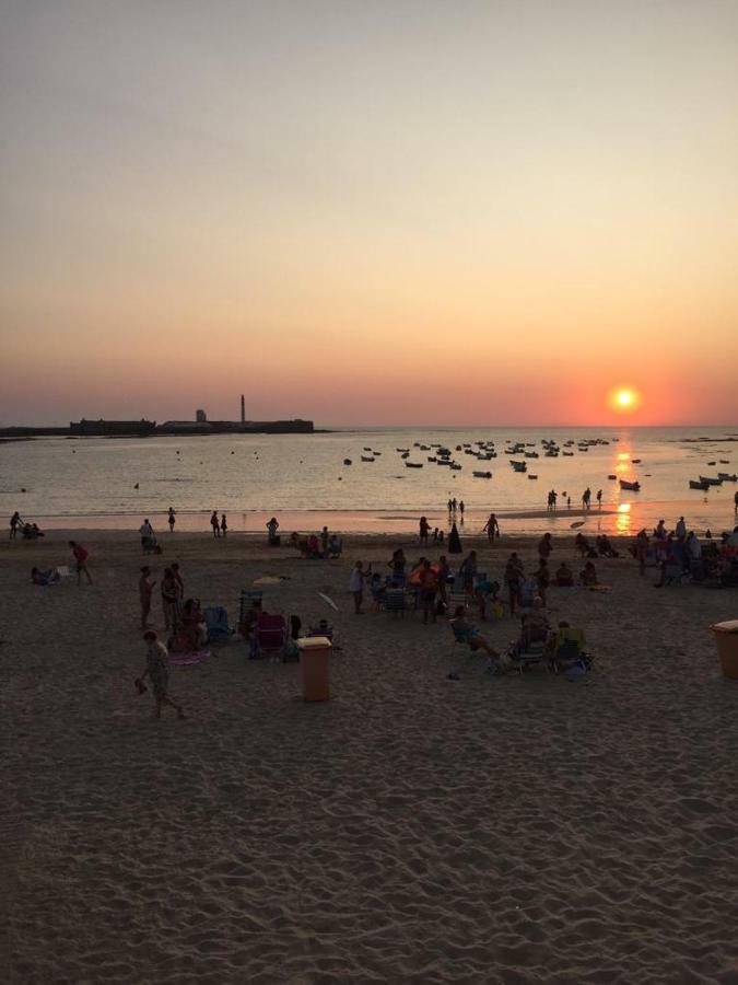 קדיז Apartamento Balneario Playa Caleta מראה חיצוני תמונה