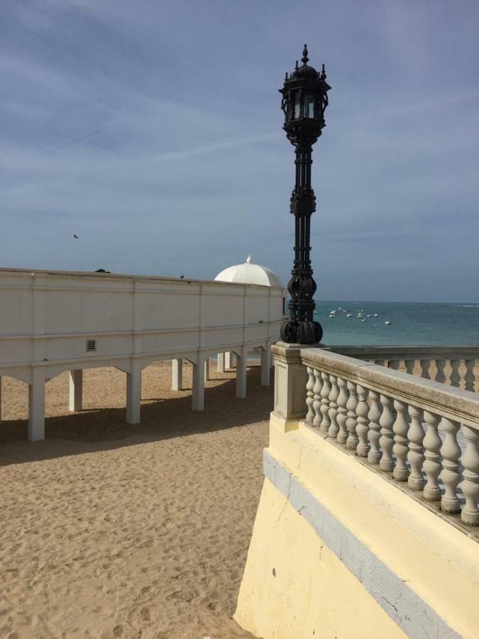 קדיז Apartamento Balneario Playa Caleta מראה חיצוני תמונה